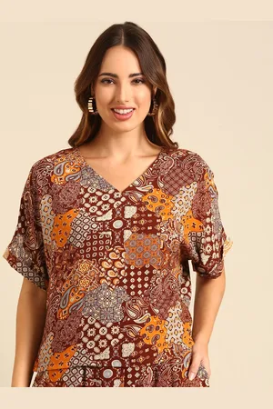 De Moza Women Floral Printed V-Neck Top