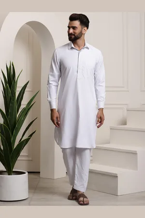 SOJANYA Men White Solid Kurta with Salwar
