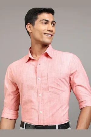 LocoMotive Men Cutaway Collar Ombre Solid Casual Shirt