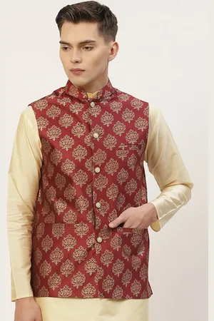 Jompers Men Maroon & Gold Toned Woven Design Waistcoat