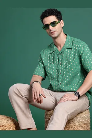 Sangria Boxy Fit Opaque Self Design Textured Pure Cotton Casual Shirt