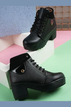 Walkfree Women Synthetic Textured Lace-Ups Regular Boots