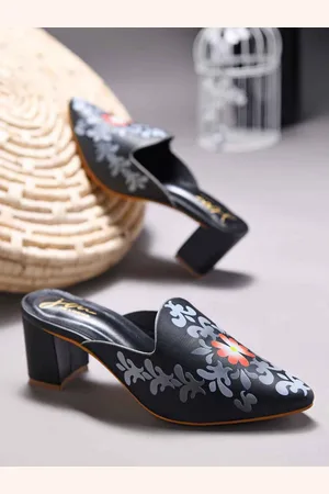 JM Looks Women Printed Pointed Toe Block Heel Mules
