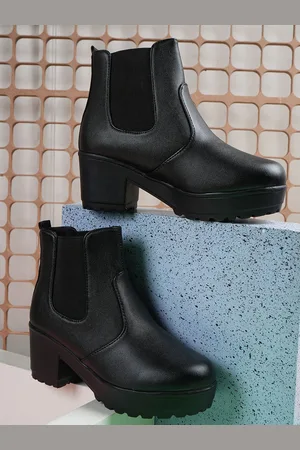 Walkfree Women Block Heeled Chelsea Boots