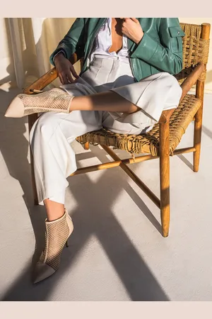 SAINT G. Mid-Top Slim Heel Pumps