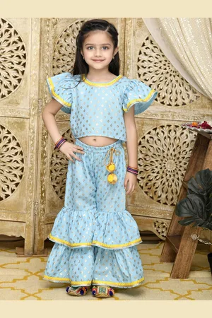 SAKA DESIGNS Girls Floral Printed Flared Sleeves Straight Kurta With Top And Shrara