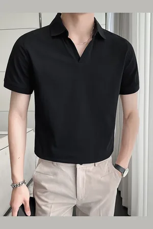 HERE&NOW Men Solid Polo Collar T-shirt