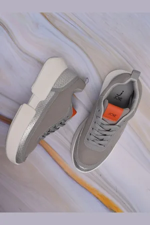 Jove Women Textured PU Sneakers