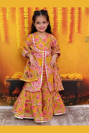 BownBee Floral Printed Pure Cotton Gotta Patti Kurta With Sharara & Dupatta