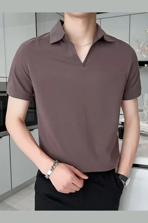 HERE&NOW Men Solid Polo Collar T-shirt
