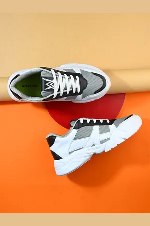 WOAKERS Men Mesh Running Non-Marking Shoes