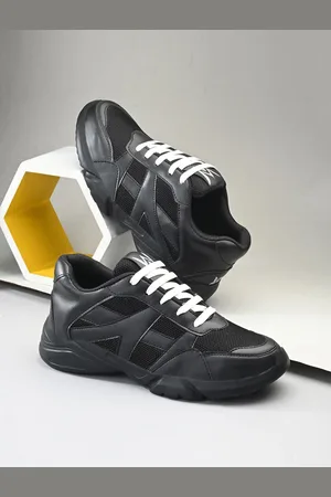 WOAKERS Men Mesh Running Non-Marking Shoes