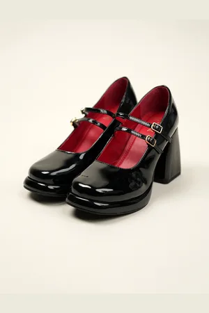 Theater Buckle Detailed Platform Heeled Mary Janes