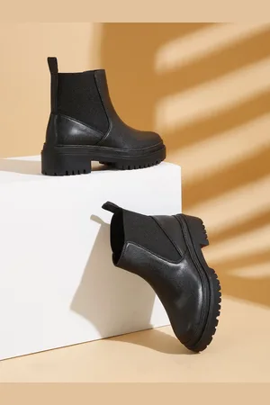 BRUNO MANETTI Women Mid-Top Round Toe Winter Boots