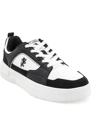 Red Tape Men Colourblocked Sneakers