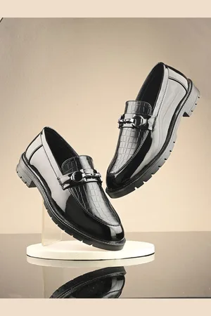 HERE&NOW Men Textured Leather Formal Loafers
