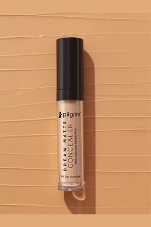 Pilgrim Dream Matte Concealer With Australian Kakadu Plum - 7.3 ml - Sand-10