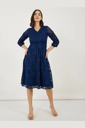 Styli Women V-Neck 3/4th Sleeves A-Line Midi Dress