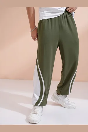 Highlander Men Colourblocked Printed Straight Fit Joggers Trousers