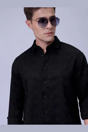 The Indian Garage Co Men Relaxed Fit Dobby Textured Resortwear Shirt