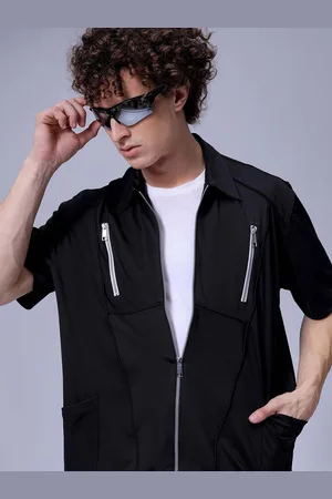 The Indian Garage Co Men Boxy Fit Spread Collar Solid Casual Shirt