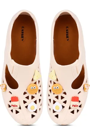 CASSIEY Women Rubber Clogs