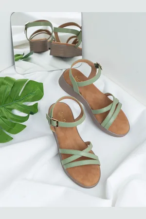 Inc 5 Women Striped Flatform Sandals