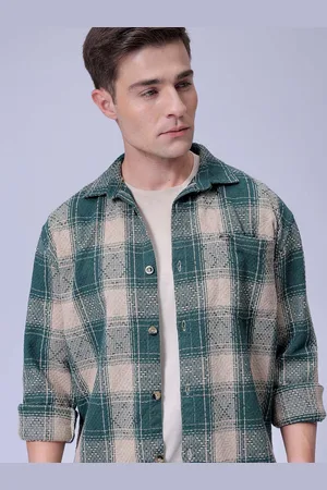 The Indian Garage Co Men Relaxed Fit Cutaway Collar Checked Cotton Casual Shirt