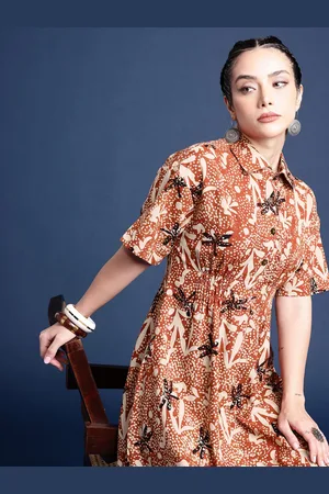 Taavi Bagru Floral Printed Pure Cotton Ethnic Dress