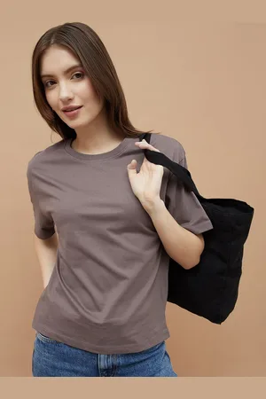 Lifestyle Women Extended Sleeves Pockets T-shirt
