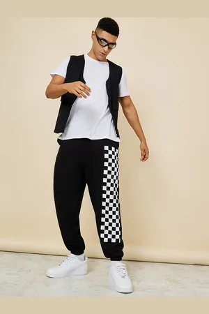 Styli Men Oversized Fit Jogger With Checkerboard Side Panel