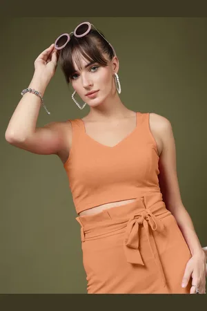 OOMPH Women Sweetheart Neck Crop Top