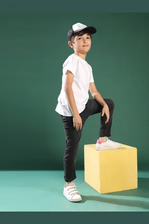 TALES & STORIES Boys Black Slim Fit Mid-Rise Clean Look Denim Jeans