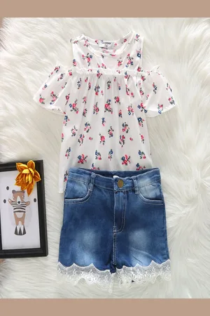 YK Girls Printed Top & Shorts Clothing Set