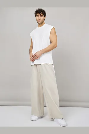 Styli Men Extra Wide Leg Joggers With Contrast Stripe Detail