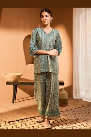 Bani Women Abstract Printed V-Neck Lace Detail Tunic & Trouser Co-Ords