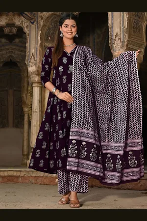 7Threads Ethnic Motifs Printed V-Neck Anarkali Kurta With Trousers And Dupatta