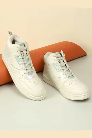 Metro Women Sneakers