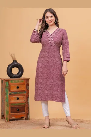 DRESSAR Abstract Printed V-Neck Straight Kurta