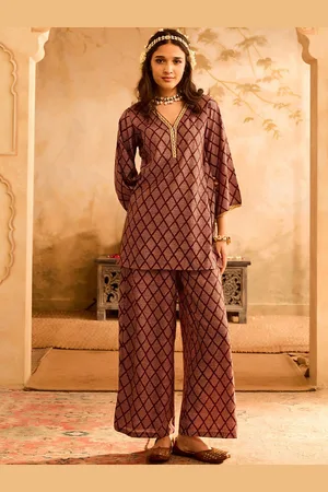 Bani Women Geometric Embroidered V-Neck Tunic With Palazzos Co-Ords