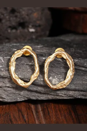Berserk Gold-Plated Oval Shaped Hammered Studs