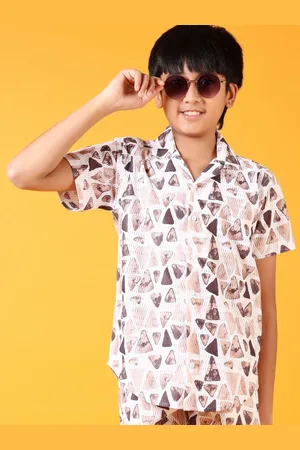 V-Mart Boys Printed Short Sleeves Pure Cotton Shirt With Shorts