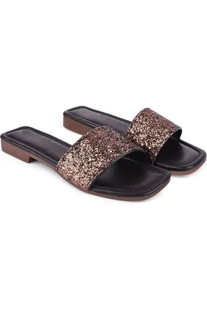 JM Looks Women Embellished Sparkling Glitter Ethnic Open Toe Flats