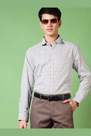 V-Mart Men Spread Collar Grid Tattersall Checked Formal Shirt