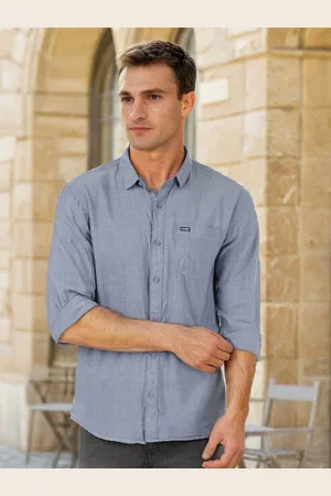 Wrangler Men Blue Slim Fit Casual Solid Shirt