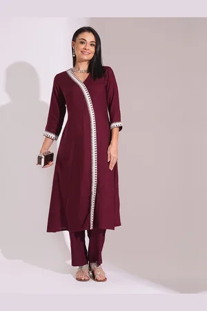 Globus Women Embroidered Lace Details V-Neck Regular Thread Work Kurta with Trouser