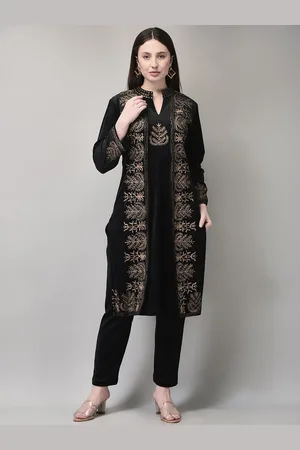 FNOCKS Floral Embroidered Mandarin Collar Thread Work Velvet Straight Kurta With Trousers