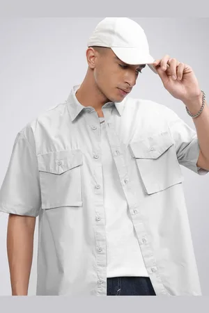 Highlander Men Solid Utility Pocket Oversized Shirt