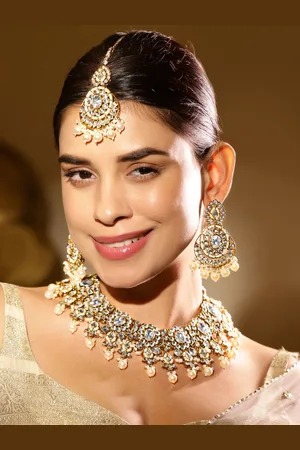 Rubans 24K Gold-Plated Kundan-Studded & Beaded Jewellery Set