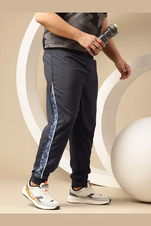 Sztori Men Plus Size Side-Striped Joggers with Reflective Details